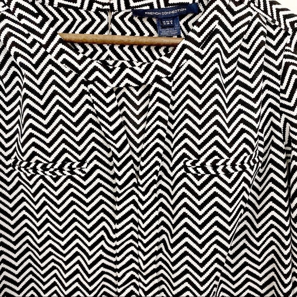 French Connection Black & White Chevron Blouse - Picture 3 of 8